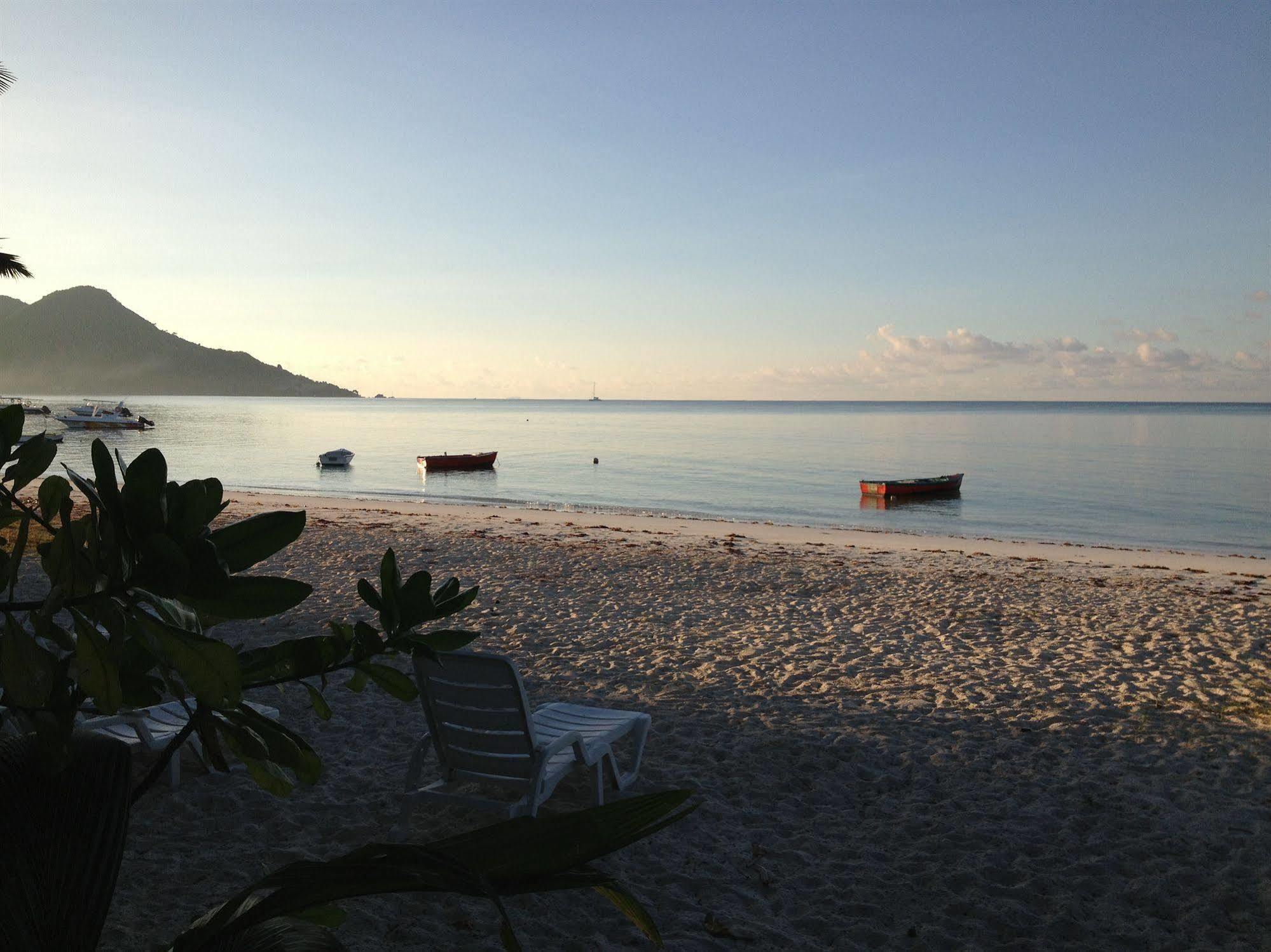 Ocean Jewels Resort Grand Anse  Exterior foto