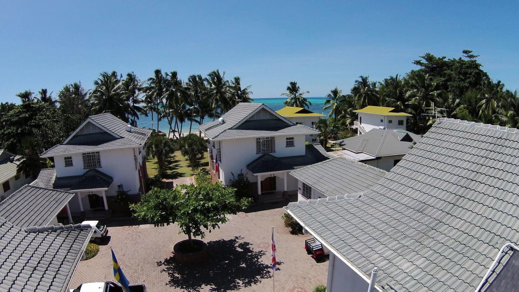 Ocean Jewels Resort Grand Anse  Exterior foto